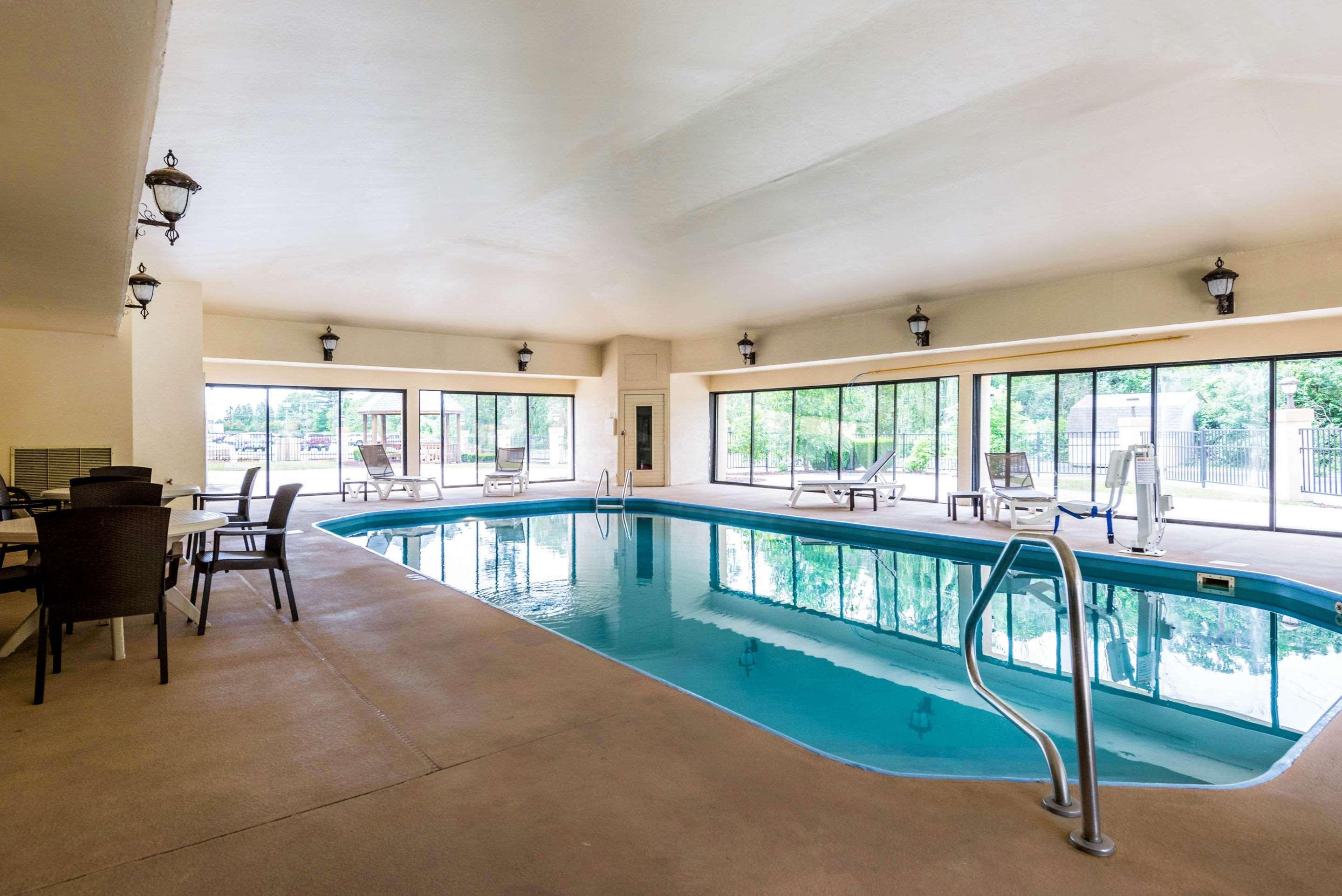 Comfort Suites Marion Zewnętrze zdjęcie